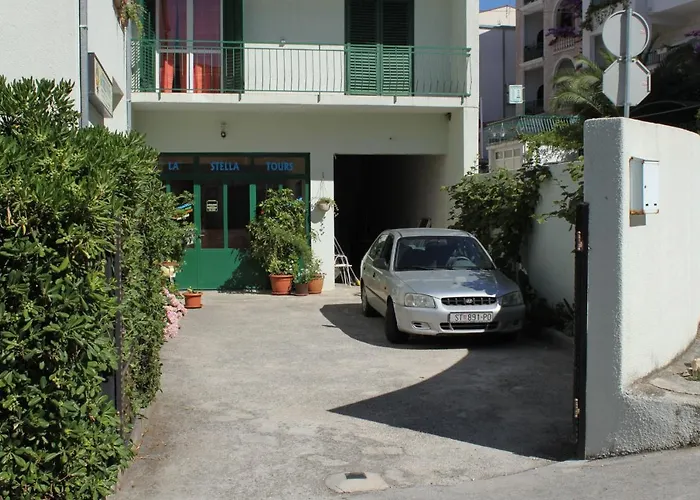 And With Parking Space - 6759 Makarska